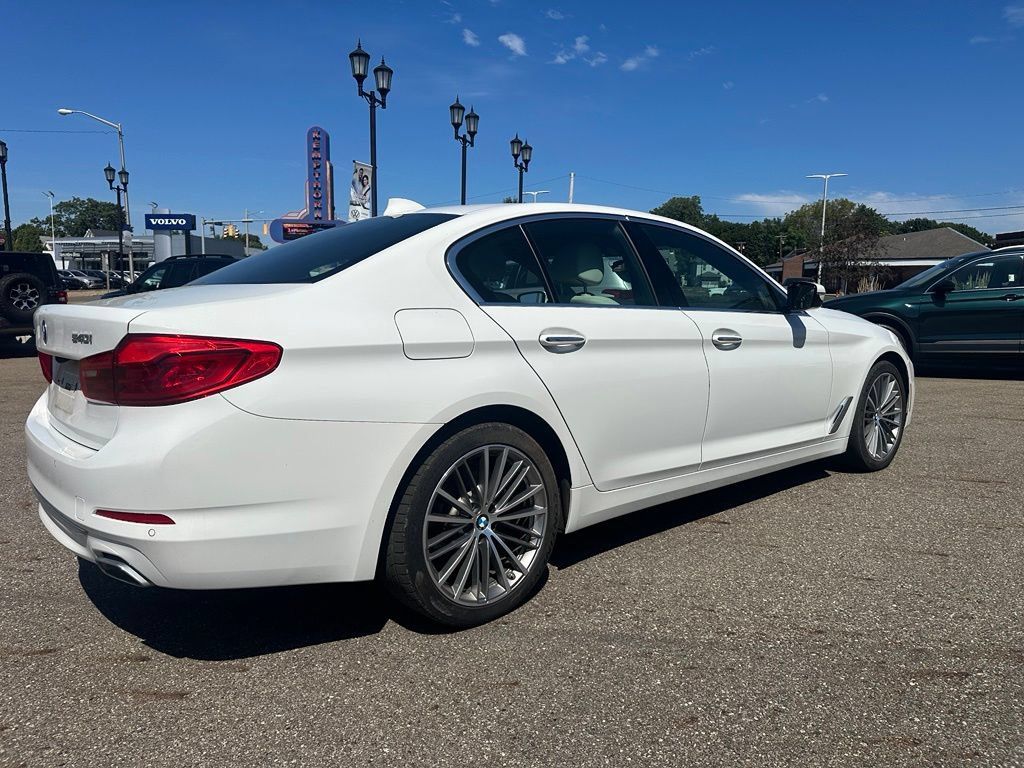 Used 2017 BMW 540i xDrive AWD/4WD image 5