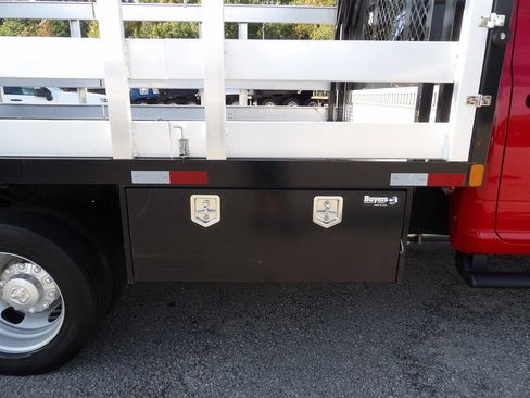 Used 2021 RAM 5500 Tradesman w/ Chrome Appearance Group RWD image 51