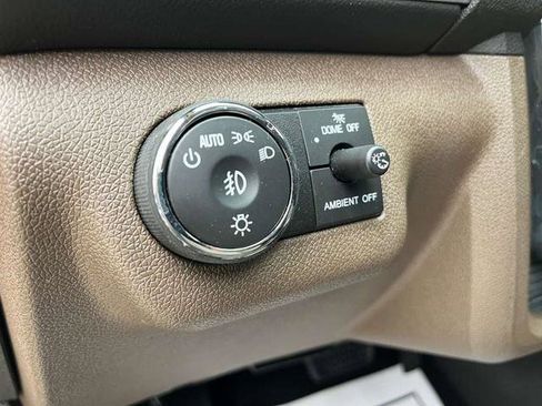 Used 2014 GMC Acadia SLT image 25