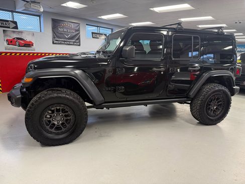 Used 2022 Jeep Wrangler Unlimited Sport image 3