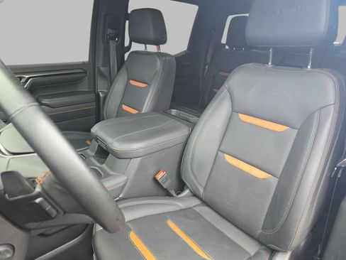 Used 2024 GMC Sierra 1500 AT4 w/ Technology Package image 17
