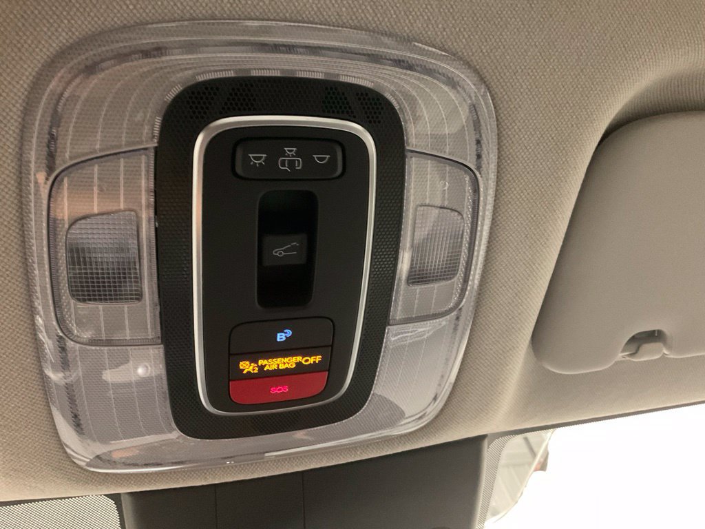 Used 2025 Hyundai Elantra Limited FWD image 28