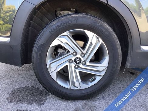 Used 2022 Hyundai Santa Fe SEL FWD image 17