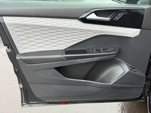 Certified 2023 Volkswagen Taos S w/ Driver Assistance Package image 11