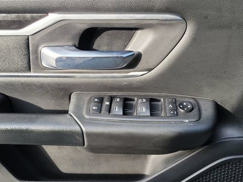 Used 2019 RAM 1500 Big Horn RWD image 17