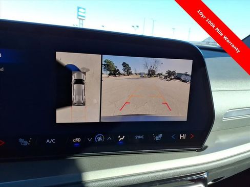 New 2026 Chevrolet Traverse LT w/ Sun and Wheel Package image 20