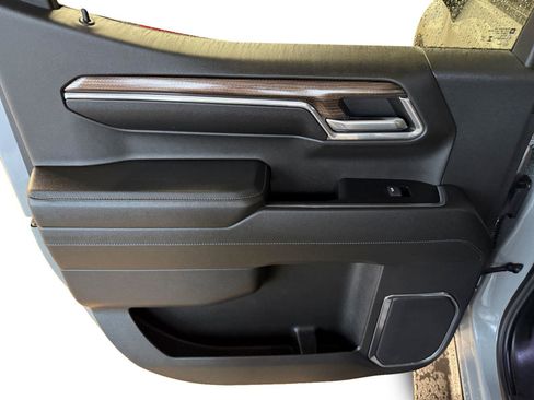 Used 2024 Chevrolet Silverado 1500 RST w/ Convenience Package II AWD/4WD image 19