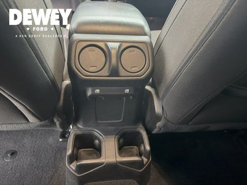 Used 2021 Jeep Wrangler Unlimited Sport AWD/4WD image 25