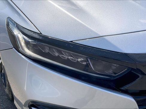 Used 2019 Honda Accord Sport image 28