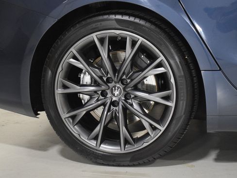 Used 2022 Maserati Ghibli Modena Q4 image 16