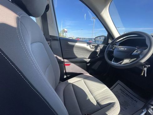 Used 2022 Ford Escape S FWD image 15