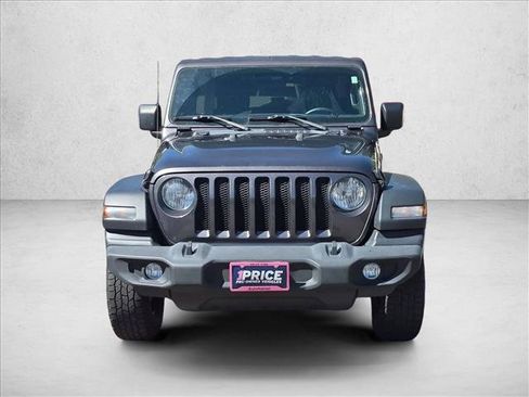 Used 2019 Jeep Wrangler Unlimited Sport AWD/4WD image 2