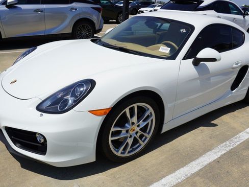 Used 2015 Porsche Cayman RWD image 6