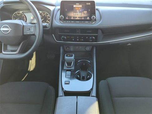 Certified 2025 Nissan Rogue S image 21