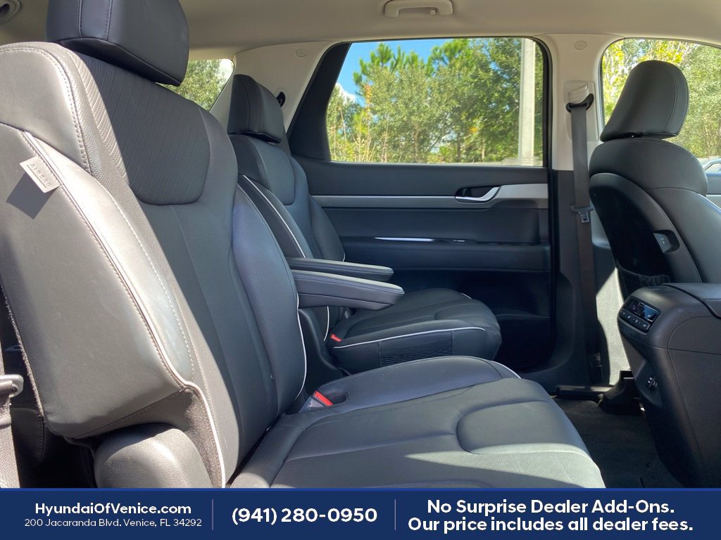 Used 2024 Hyundai Palisade SEL FWD image 18