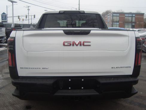 New 2026 GMC Sierra EV Elevation image 6