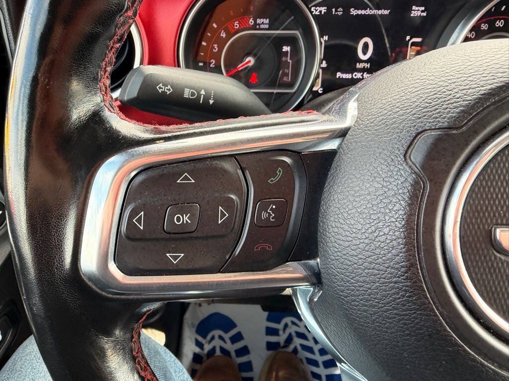 Used 2021 Jeep Gladiator Rubicon w/ Dual Top Group AWD/4WD image 21