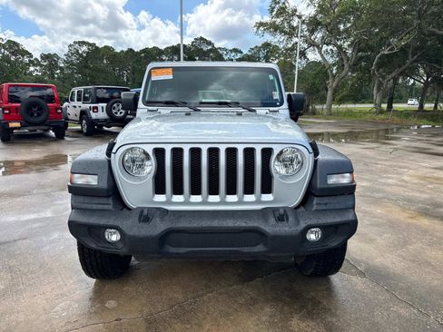 Used 2023 Jeep Wrangler Unlimited Sport AWD/4WD image 8