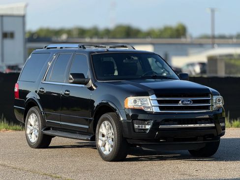 Used 2017 Ford Expedition Limited AWD/4WD image 1