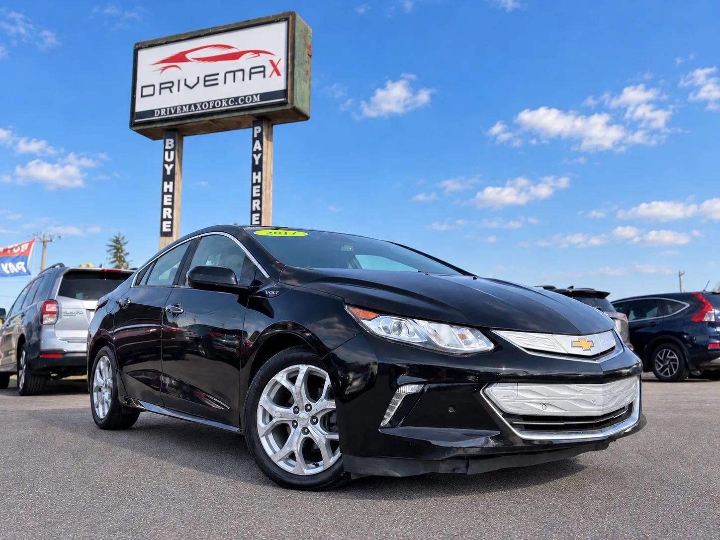 Used 2017 Chevrolet Volt Premier w/ Driver Confidence II Package FWD image 1