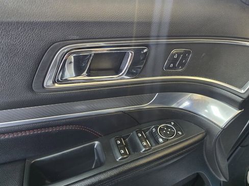 Used 2017 Ford Explorer Sport w/ Equipment Group 401A image 27