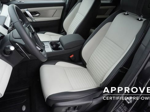 Used 2025 Land Rover Discovery Sport Dynamic SE AWD/4WD image 20