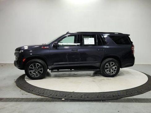 Used 2024 Chevrolet Tahoe Z71 w/ Luxury Package AWD/4WD image 5