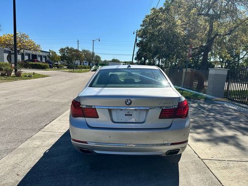 Used 2013 BMW 740Li image 8