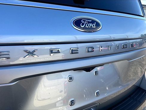 Used 2024 Ford Expedition XLT RWD image 33