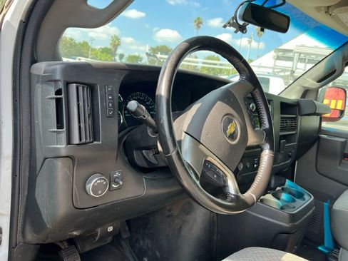 Used 2019 Chevrolet Express 2500 w/ Driver Convenience Package image 11