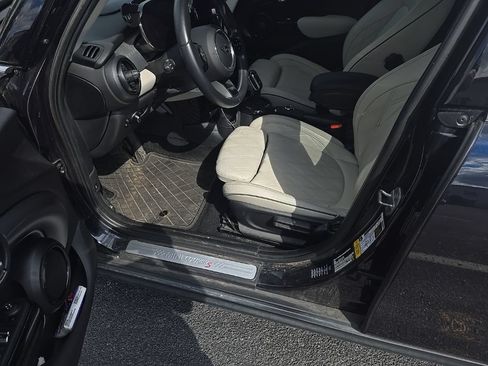 Used 2023 MINI Cooper S FWD image 7