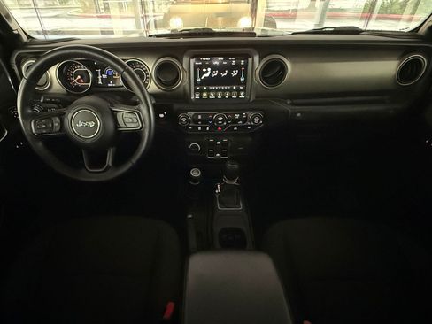 Used 2021 Jeep Gladiator Sport AWD/4WD image 20
