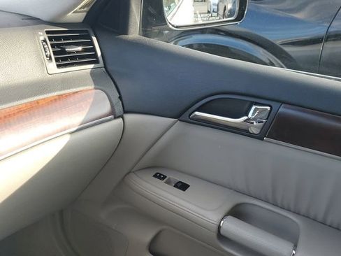 Used 2010 INFINITI M35 x w/ Technology Pkg image 27