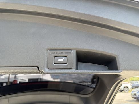 Used 2020 Acura RDX FWD image 12