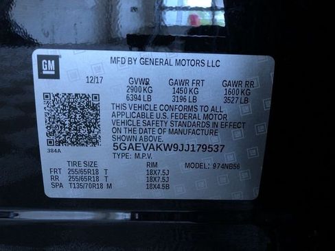 Used 2018 Buick Enclave Essence AWD/4WD image 34
