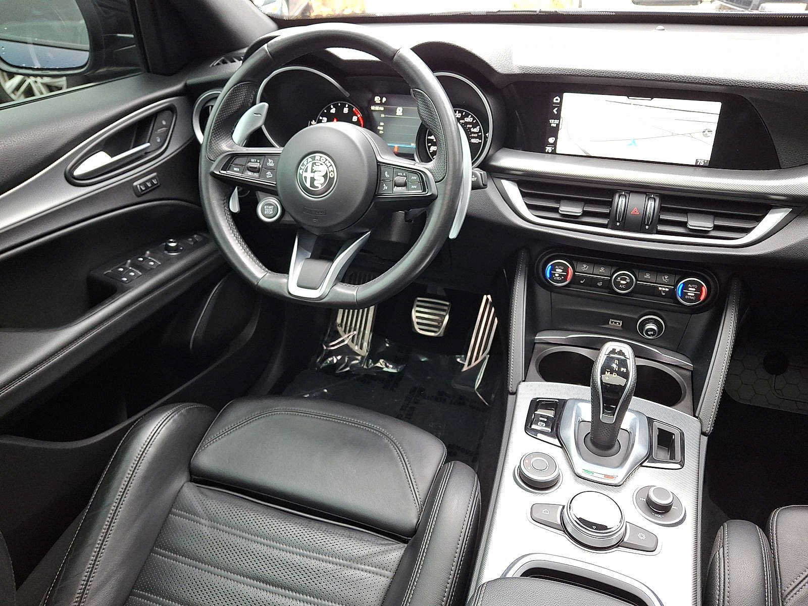 Used 2021 Alfa Romeo Stelvio Ti Sport AWD/4WD image 15
