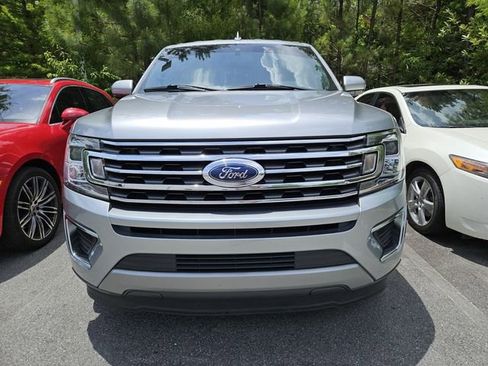 Used 2020 Ford Expedition XLT RWD image 3