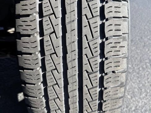 Used 2008 MAZDA CX-9 Grand Touring w/ Moonroof & Bose Audio Pkg image 11