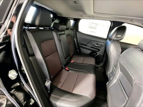 New 2026 Nissan Kicks SR w/ SR Premium Package image 19