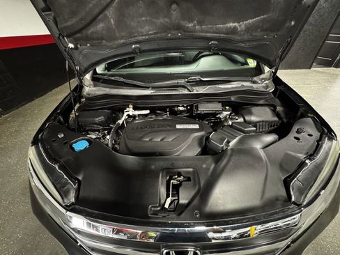 Used 2016 Honda Pilot EX image 9