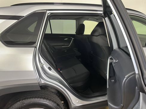 Used 2025 Toyota RAV4 XLE w/ Convenience Package AWD/4WD image 16