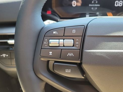New 2026 Kia Sportage LX FWD image 25