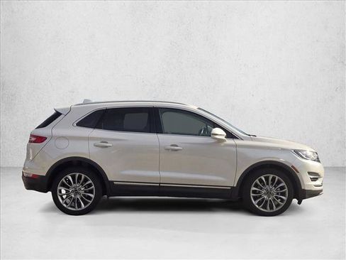 Used 2018 Lincoln MKC Reserve image 4