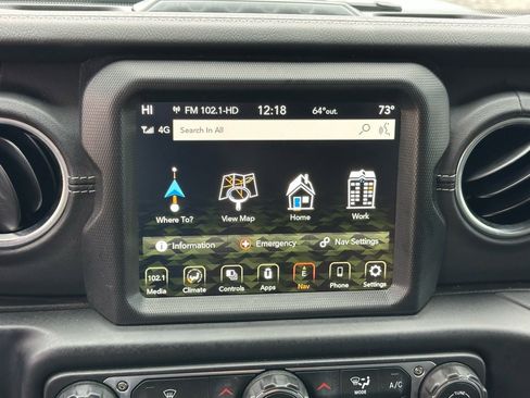 Used 2023 Jeep Wrangler Unlimited Sahara image 30