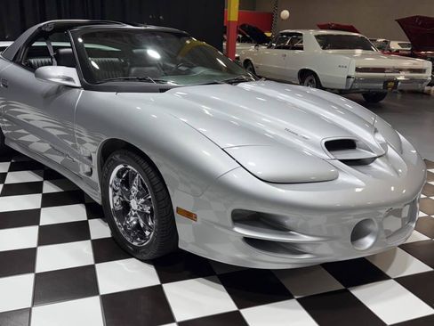 Used 2002 Pontiac Firebird Trans Am image 12