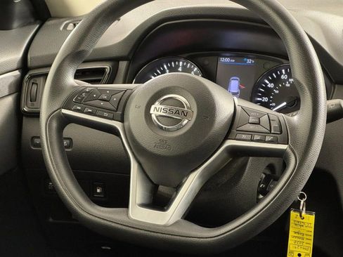 Used 2020 Nissan Rogue S image 13