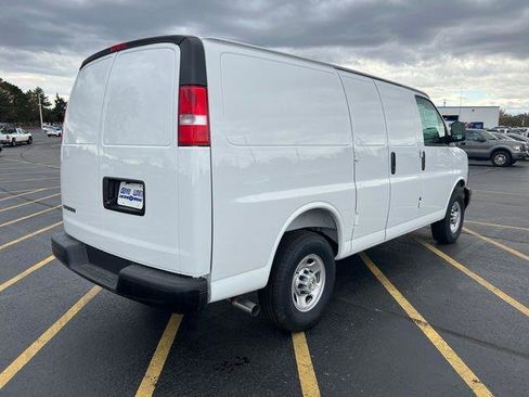 New 2025 Chevrolet Express 2500 w/ Driver Convenience Package image 6