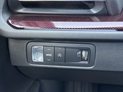 New 2026 Chevrolet Traverse RS image 12