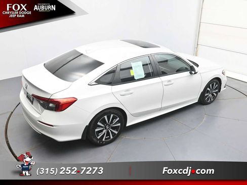 Used 2023 Honda Civic EX image 32