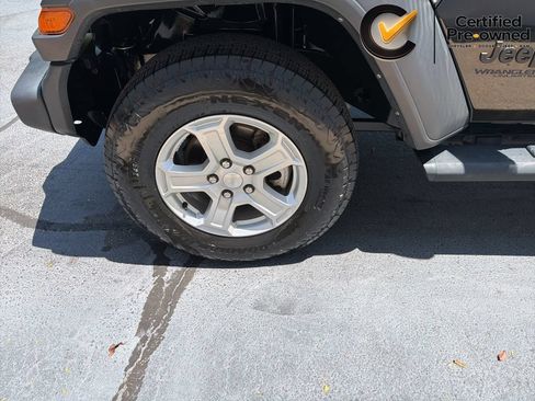 Certified 2022 Jeep Wrangler Unlimited Sport AWD/4WD image 16